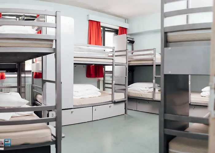 Clink261 Hostel