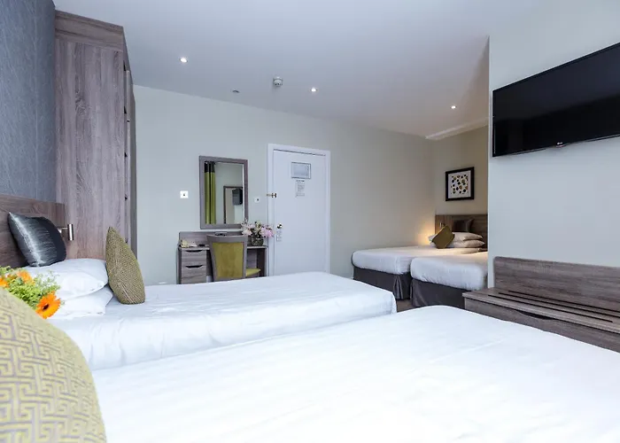 Phoenix Hotel
